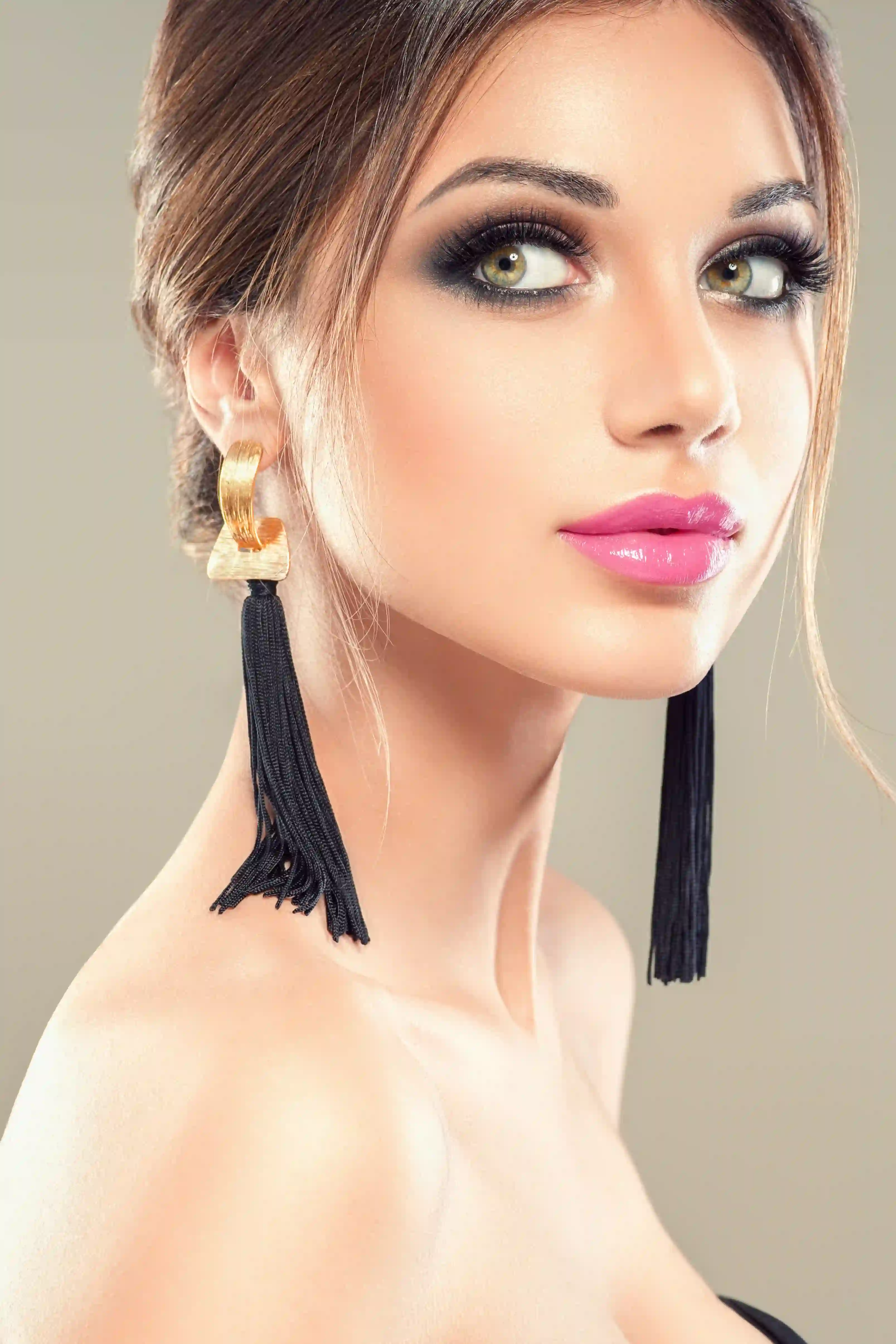 Accesorios artesanales llenos de color hechos a mano por Poopy Bijoux